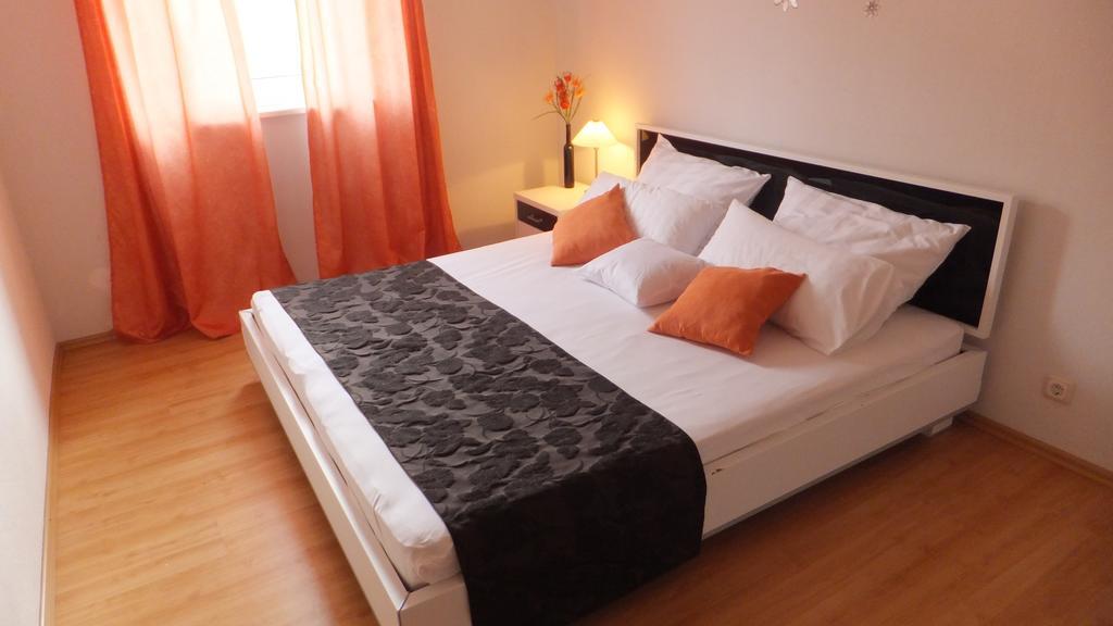 Villa Oleander Marina Room photo